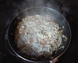 Foto del paso 2 de la receta: Merluza rellena de gambas y gulas