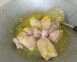 Foto langkah ke 4 dari resep Ayam Goreng Telur.