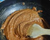 A picture of step 5 of Anjeer gud ki puran poli.