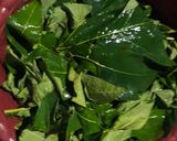 Foto langkah ke 2 dari resep Oseng Daun Pepaya.