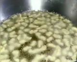 A picture of step 5 of Ramazan Special bhaliyain or pakorian.