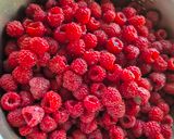 Une image de l'étape 1 de Gelée de framboises fraîches au Magimix.