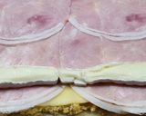 Foto del paso 12 de la receta: 🍥 Arrollado agridulce de jamón y queso con centro de queso brie - Pionono casero 🍥