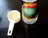 A picture of step 1 of Plain rice.
