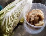 Foto langkah ke 1 dari resep Sawi roll isi ayam.
