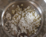 Foto del paso 4 de la receta: Caldo de filete de pescado al chile ancho