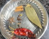 A picture of step 5 of Royal palak kaju masala.