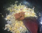 Foto langkah ke 2 dari resep Ifumie kuah telur boncabe #49.