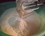 Foto langkah ke 2 dari resep Rainbow Cake Kukus.