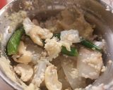 A picture of step 2 of Paneer Makhni Handi.