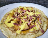 Foto del paso 8 de la receta: Taco burger de pollo con manzana, bacon y salsa miel mostaza