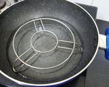 A picture of step 4 of Bajara Muthiya.