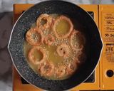 Foto langkah ke 7 dari resep Onion Rings | Eggless | Vegan Friendly.