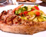 Hình bước làm 3 của món Sườn Cừu Nướng Lá Thơm Provence