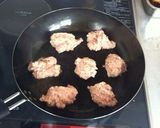 A picture of step 7 of Frikadeller (Danish Meatballs).