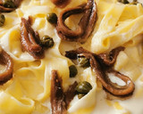 Foto del paso 4 de la receta: Tagliatelle a la crema de edam con Anchoas y Alcaparras