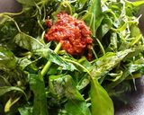 Foto langkah ke 3 dari resep Tumis Kangkung Terasi.