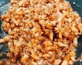 Hình bước làm 4 của món Thịt kho ruốc xả