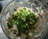 柴魚片洋蔥雞肉丸的食譜步驟2照片