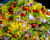 कांदा पोहा (विंटर स्पेशल फटाफट नाश्ता) रेसिपी चरण 9 फोटो