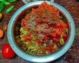 A picture of step 3 of Mix sprouts vegetables salad.