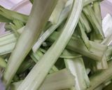 Foto del paso 1 de la receta: Bocadillos de pencas de acelga 🍃