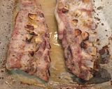 Foto del paso 3 de la receta: Costillas de cerdo al ajo y limón con patatas al horno