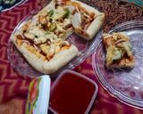 A picture of step 21 of Chicken tikka pizza (without oven bake in pateela).