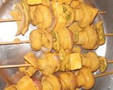 A picture of step 3 of Paneer & mushroom tikka.