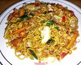 Foto langkah ke 5 dari resep 185. Bakmi Goreng Jawa.