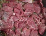 Foto del passaggio 2 della ricetta Spezzatino con patate alla toscana