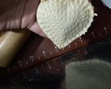 A picture of step 3 of Chicken samosa in different shapes.