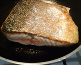 Foto del paso 10 de la receta: Salmón en arroz verde con verduras salteadas