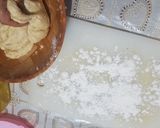 A picture of step 5 of Maandazis.