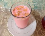 A picture of step 3 of Rose milk with biscuits 🥤🥤🫓🫓.