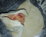 A picture of step 4 of Aloo puri.