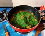 A picture of step 5 of Murgh Hariyali.