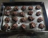 Foto del paso 2 de la receta: Galletitas de cacao y copos de maíz tipo afganas