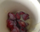 Foto del paso 1 de la receta: Cucurucho de fresa goloso