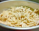চুসি পিঠে (chusi pithe recipe in Bengali) রেসিপি ধাপ - 2 ছবি