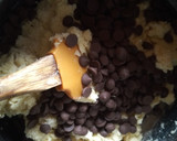 Foto del paso 1 de la receta: Galletitas con chispas de chocolate