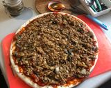 A picture of step 5 of Tuna pizza.
