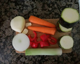 Foto del paso 1 de la receta: Puré de calabacín y otras verduras