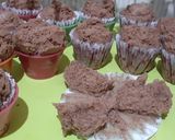 Foto langkah ke 4 dari resep Kue kukus coklat.