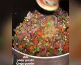 A picture of step 2 of Tuna rice.