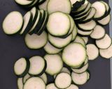 Cukkini chips recept fázis 1 fotója