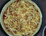 Foto langkah ke 12 dari resep Bolognese Pizza.