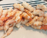 Foto del paso 4 de la receta: Ensaladilla de Merluza y Gamba  blanca de Huelva