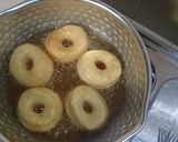 Foto langkah ke 8 dari resep Donat empuk tanpa kentang.