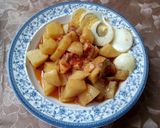 A picture of step 11 of Aloo ki bhujia.
